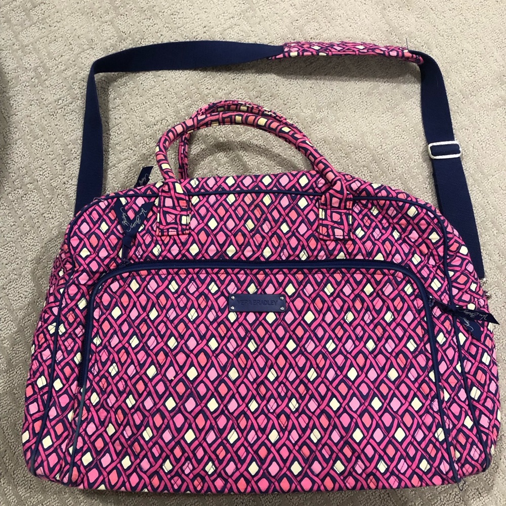 Vera Bradley medium travel bag